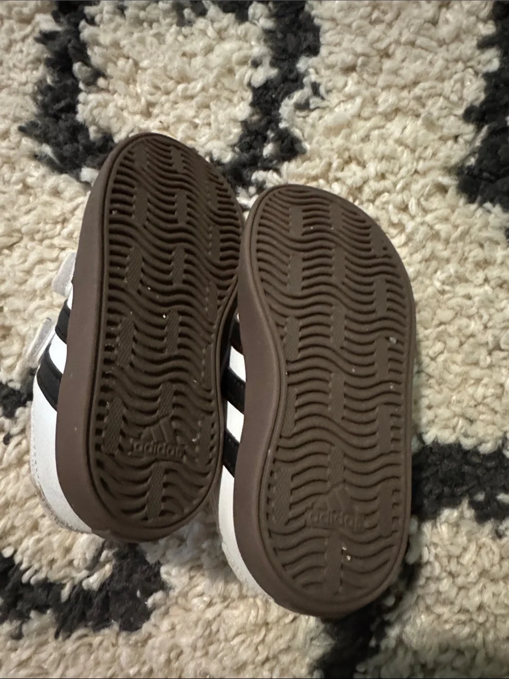 adidas toddler court